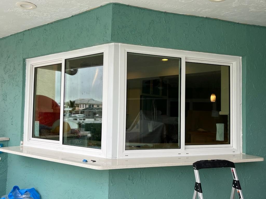 Window Warranty Gaps to Understand Before You Buy Near St. Petersburg